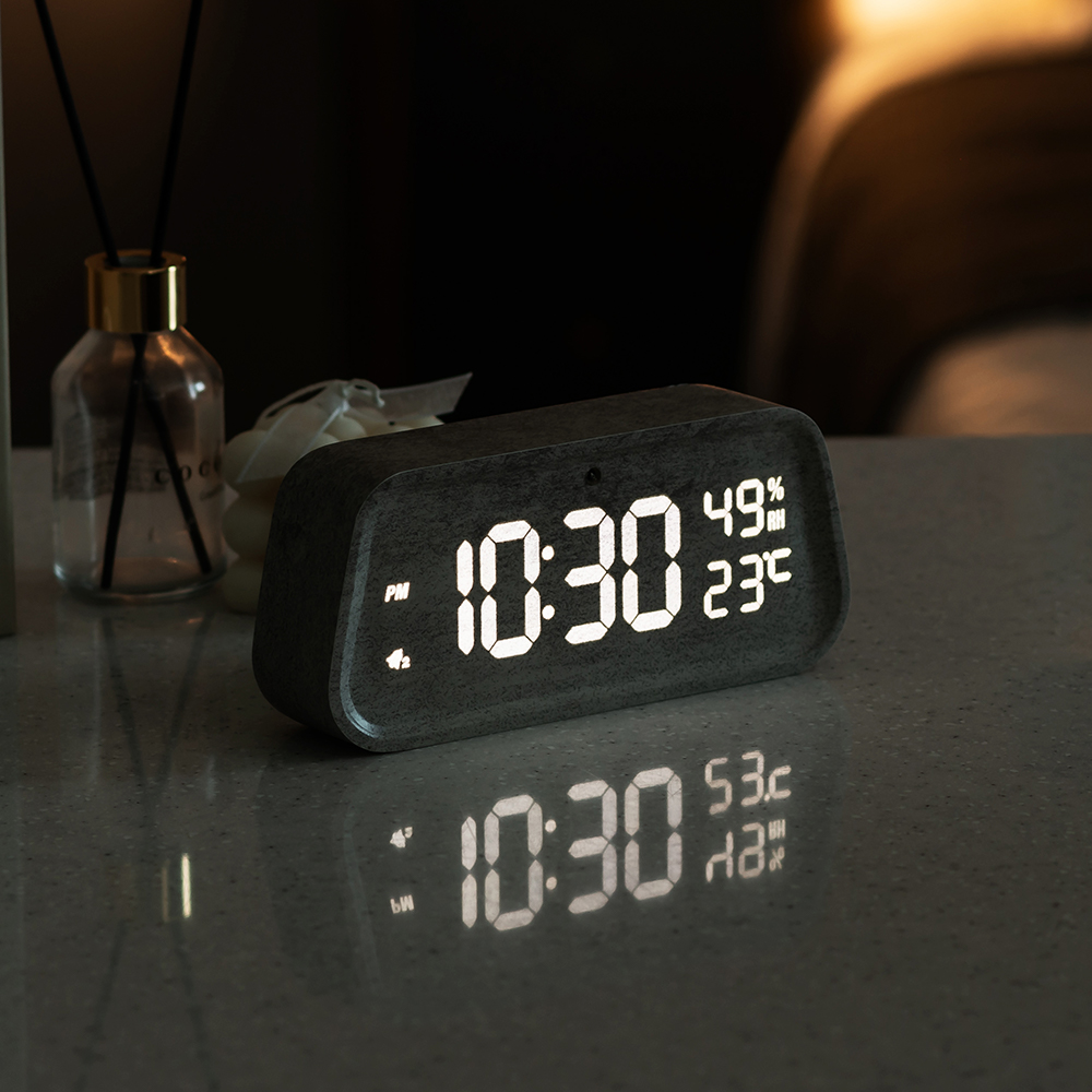 플라이토 와이파이 인테리어 LED 탁상시계 전자 디지털 알람 우드 온습도 무소음 헤이비