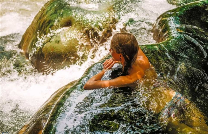 태국  호랑이 동굴 사원, 에메랄드 풀 및 온천 종일 투어 | 끄라비 이미지 2