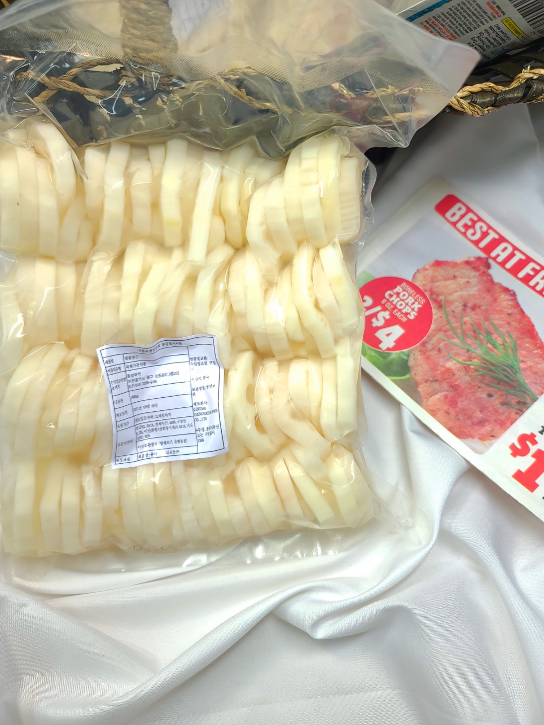전국 맛집 식자재마트 가즘홀릭 특A급 자숙 연근 삶은 연뿌리 슬라이스 통 햇 데친 연근뿌리 채 도매 1kg, 10개 - 상세 이미지 5