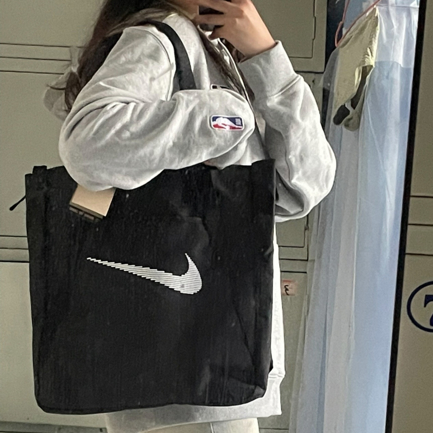 나이키 짐 토트백 28L 블랙 DR7217-010 상세 이미지 2