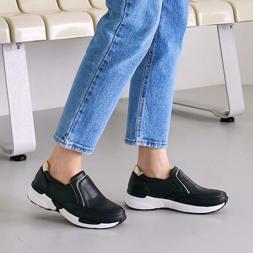 매일 신기 좋은 데일리 소가죽 통굽 키높이 여성 슬립온 컴포트화 이미지 3