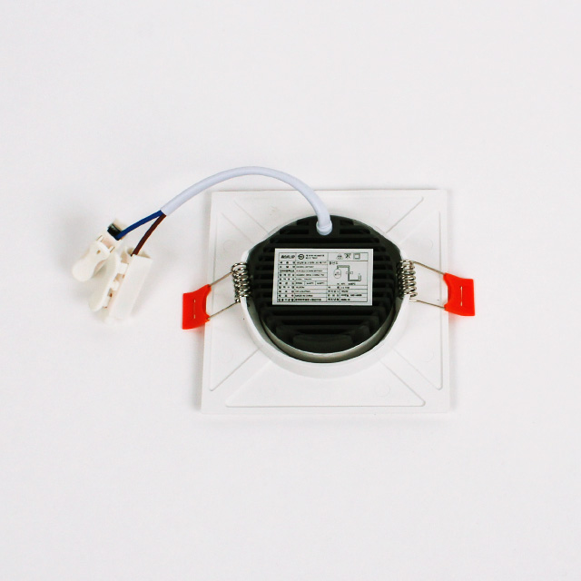 LED 다운라이트 7.5cm(3인치) 슬림 집중 COB 직회전 7W 사각 매입등 - 상세 이미지 2