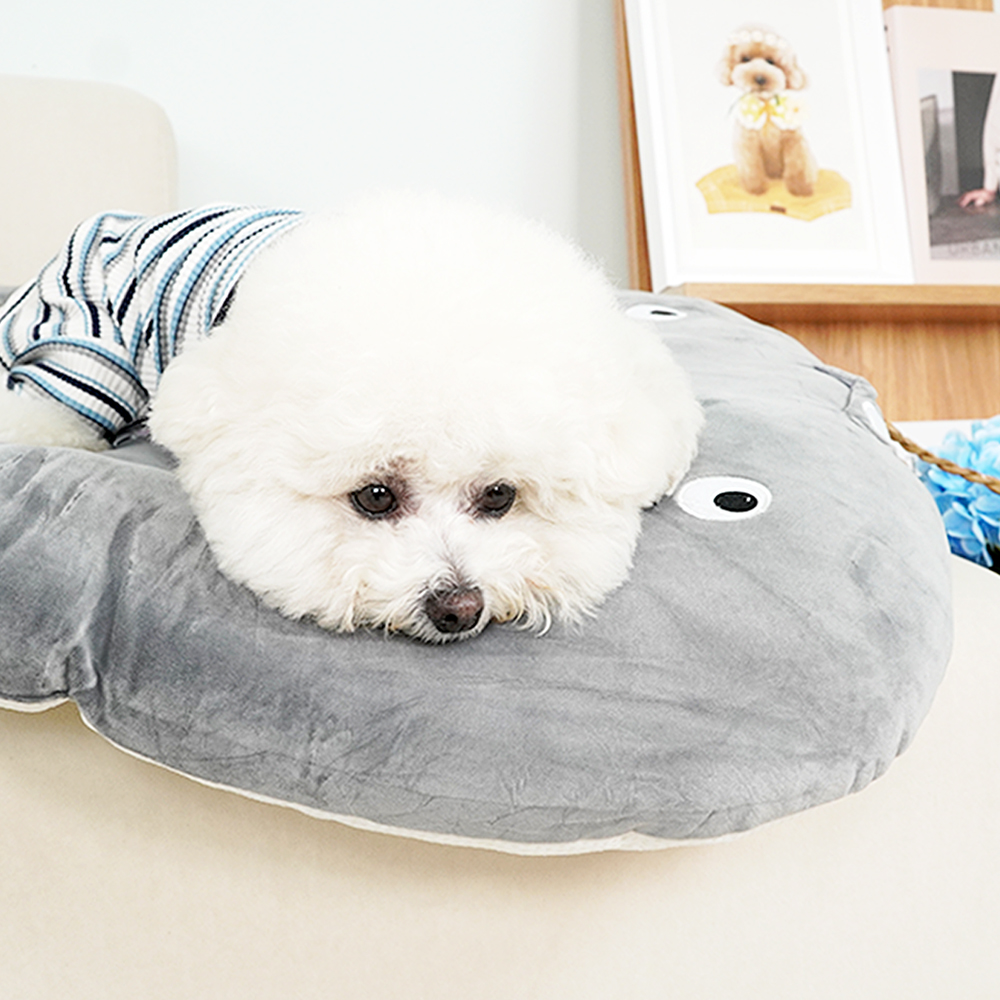 개과천선 고래 강아지 펫 쿠션 극세사 캐릭터 꿀잠 애견 예쁜 침대 방석 대형견 그레이 - 상세 이미지 3