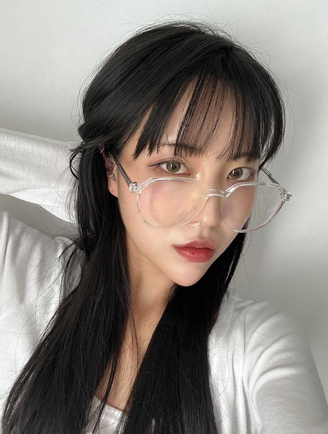 투명뿔테안경 오버사이즈 가벼운 안경테 이미지 6