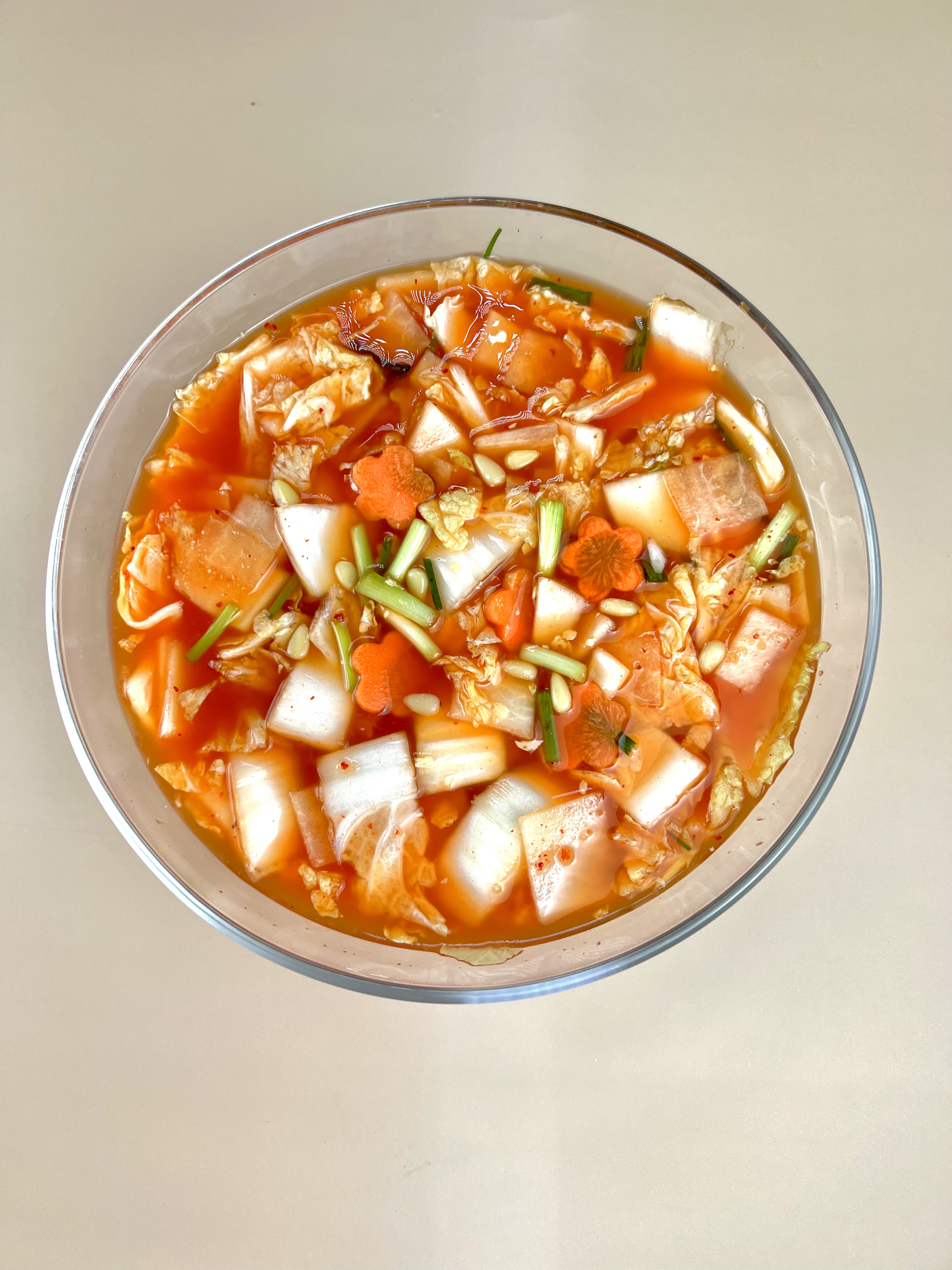순자네김치 서울 경기도 시그니처 프리미엄 벅수 소금 나박물김치2kg - 상품 이미지