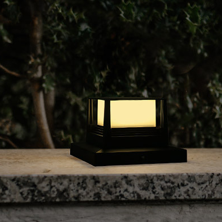 태양광 사각 문주등 휀스등 태양열 LED 카페 테라스 데크 난간 조명 방부목 기둥 스퀘어