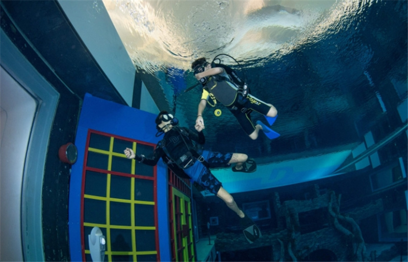 아랍에미리트 두바이 딥 다이브(Deep Dive Dubai) 체험 다이빙 (자격증 불필요) 이미지 4