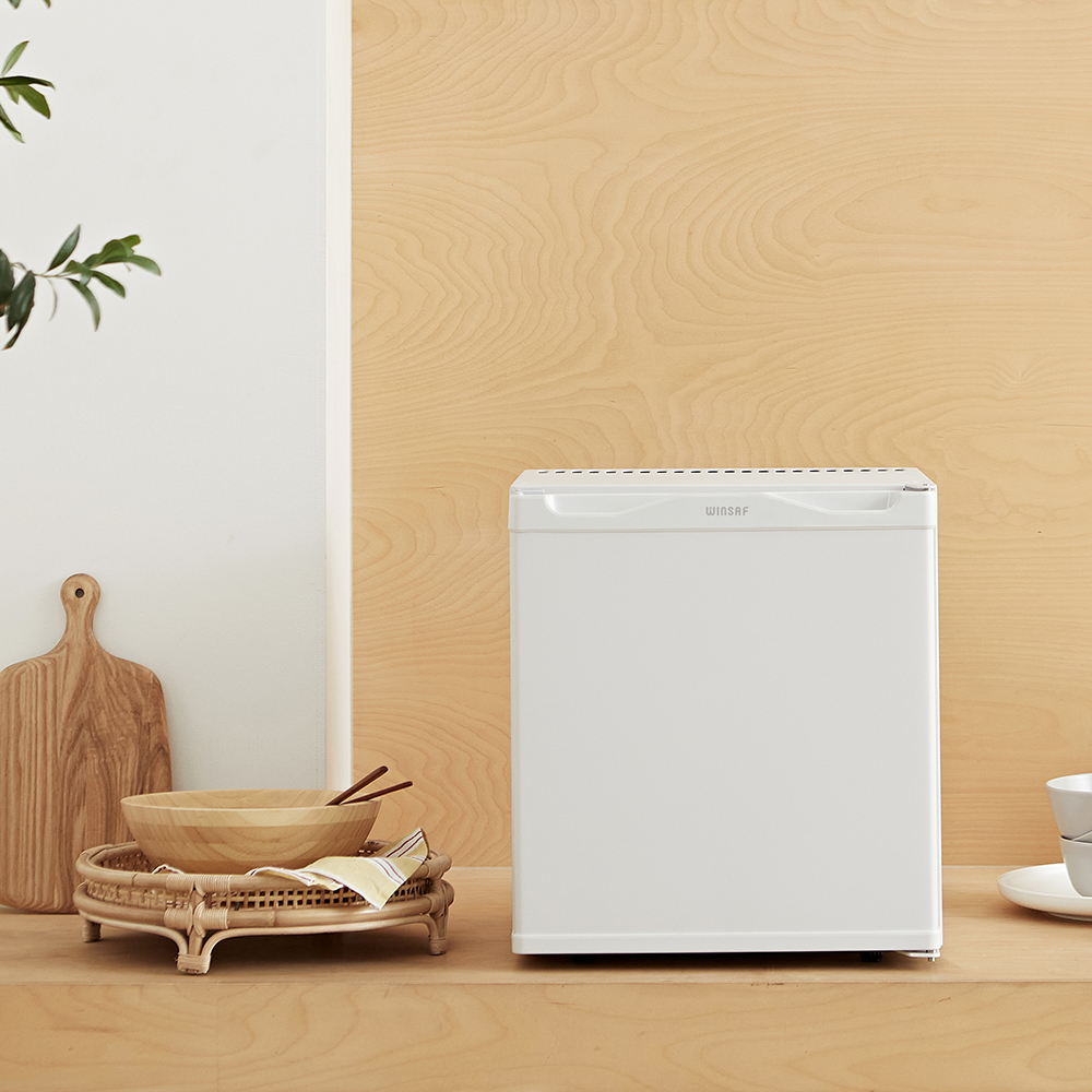 미니 냉장고 25L WC-25BW 무소음 음료 다용도 좌측 열림(우힌지), 화이트 - 상품 이미지