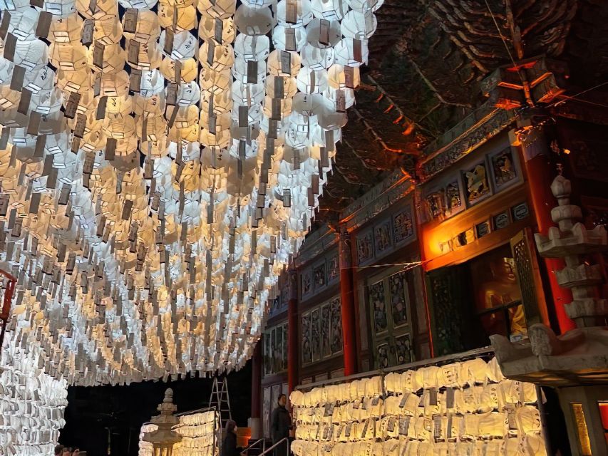 서울 밤에 즐기는 궁전, 사찰, 시장 미식가 가이드 투어 이미지 2