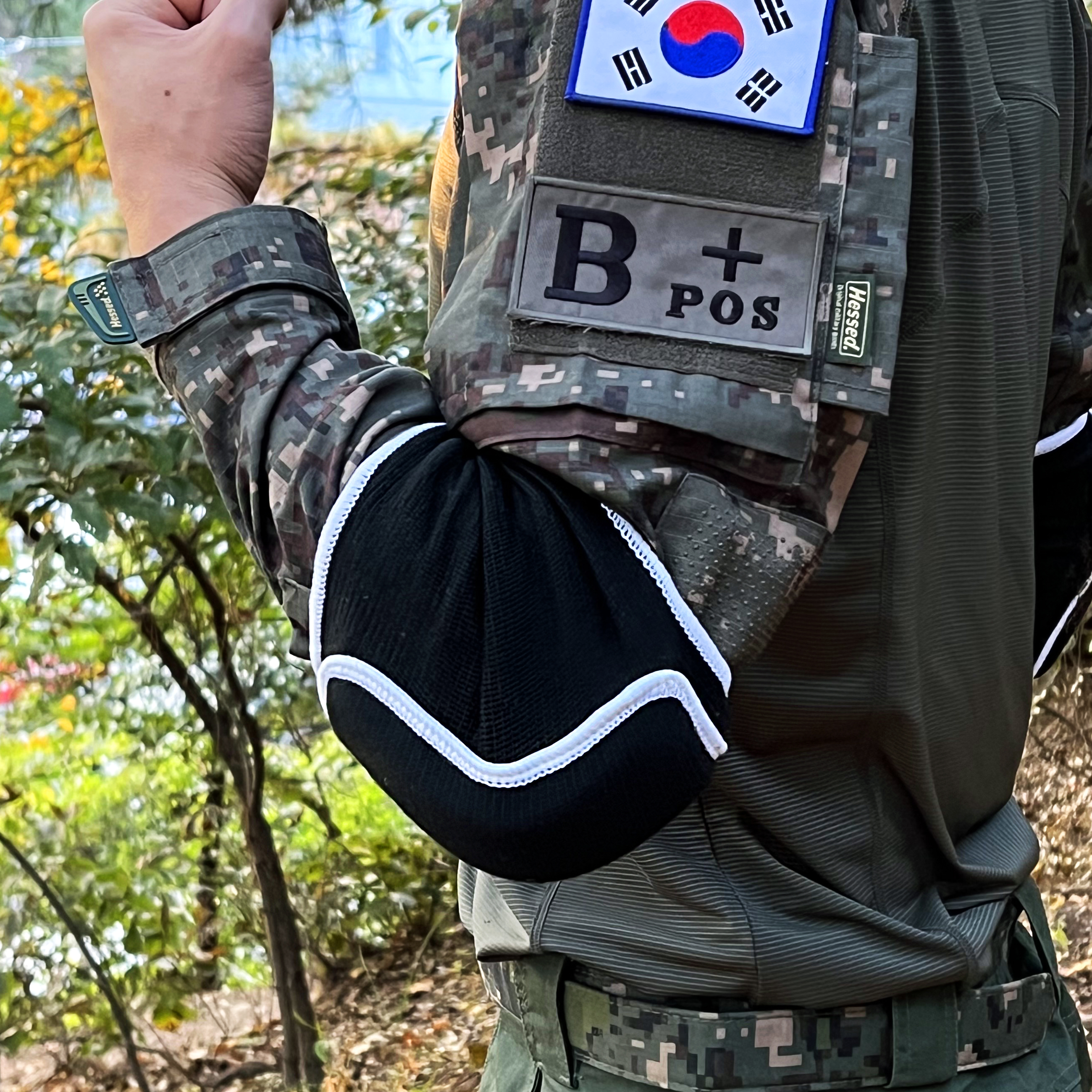 쿠션형 스판 팔꿈치 SPAN 보호대 엘보우 서포트 블랙 신축성 스포츠 운동 인라인스케이트 - 상세 이미지 2