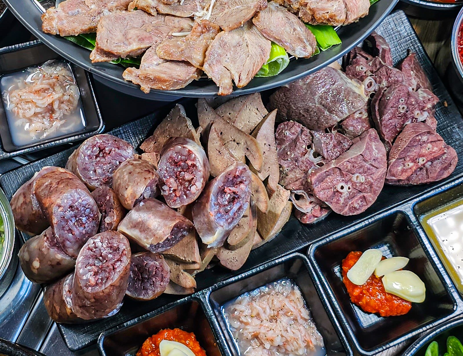 모두의국밥 찹쌀순대 2kg 순대국밥재료 신의주 돈두 분식집부산물 머릿고기 수육용 모듬순대 - 상세 이미지 4