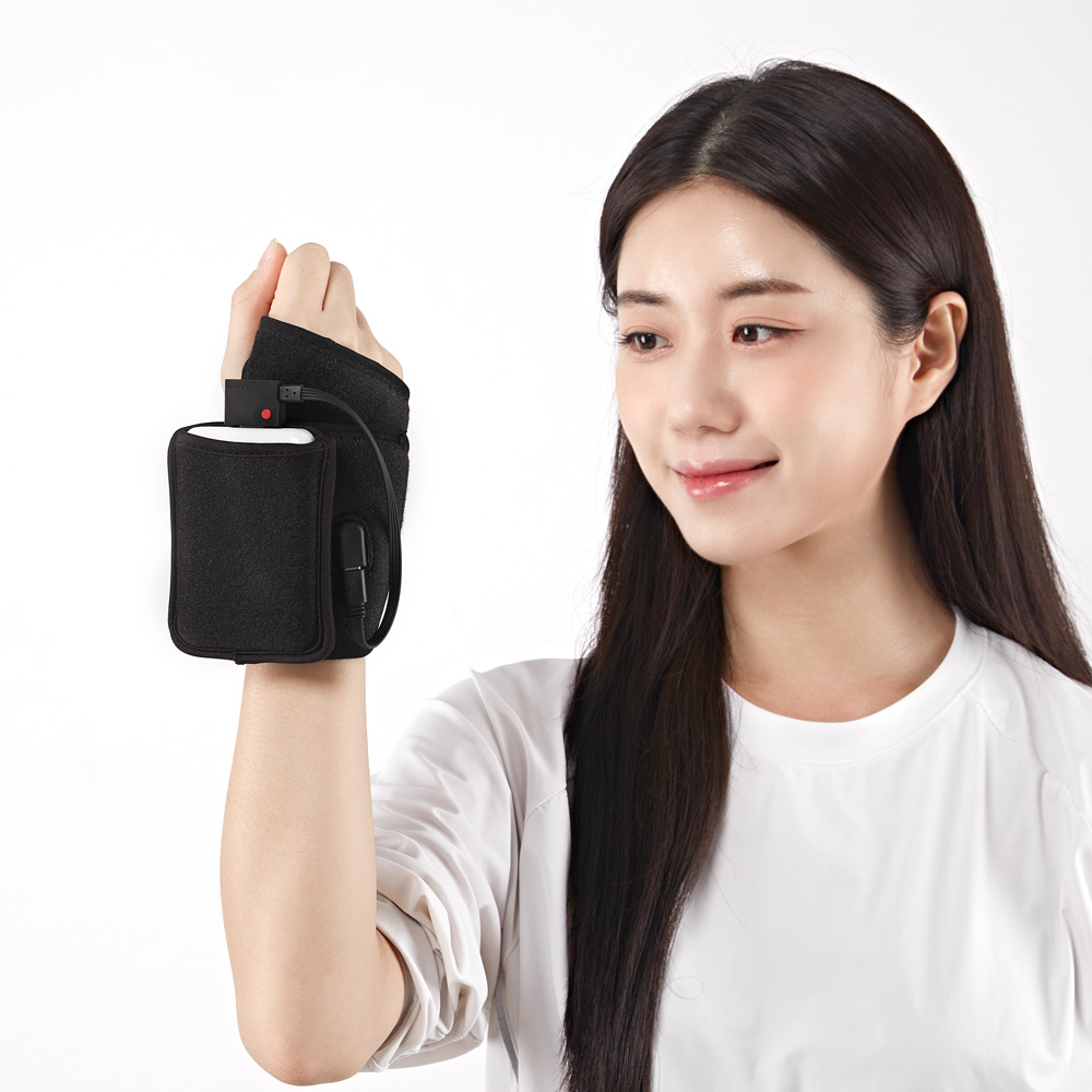 전자파 없는 원적외선 무선 손목찜질기-웨어텍 스마트 슬림웜 (보조배터리 1개 포함) - 상품 이미지