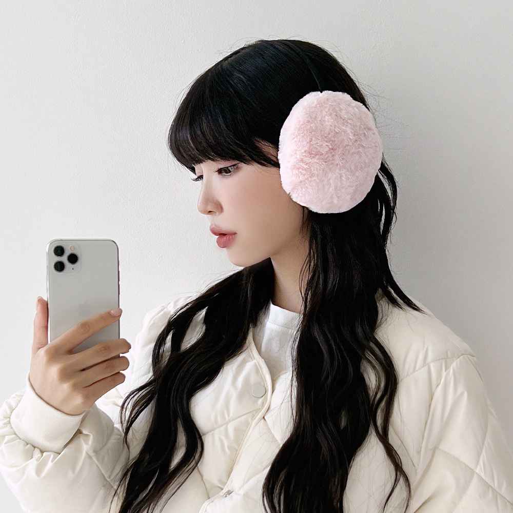 뽀송 밍크 퍼 머리띠 겨울 방한 귀마개 사이즈조절가능 털 귀덮개 이미지 6