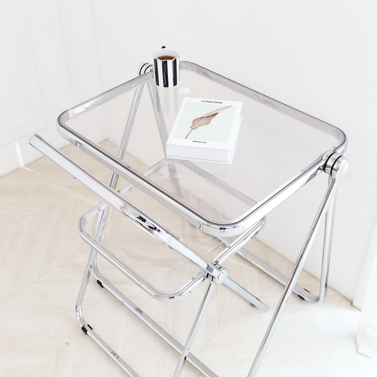 일루일루 글로시 투명 접이식테이블 폴딩책상 미드센추리모던 홈카페 아크릴 노트북