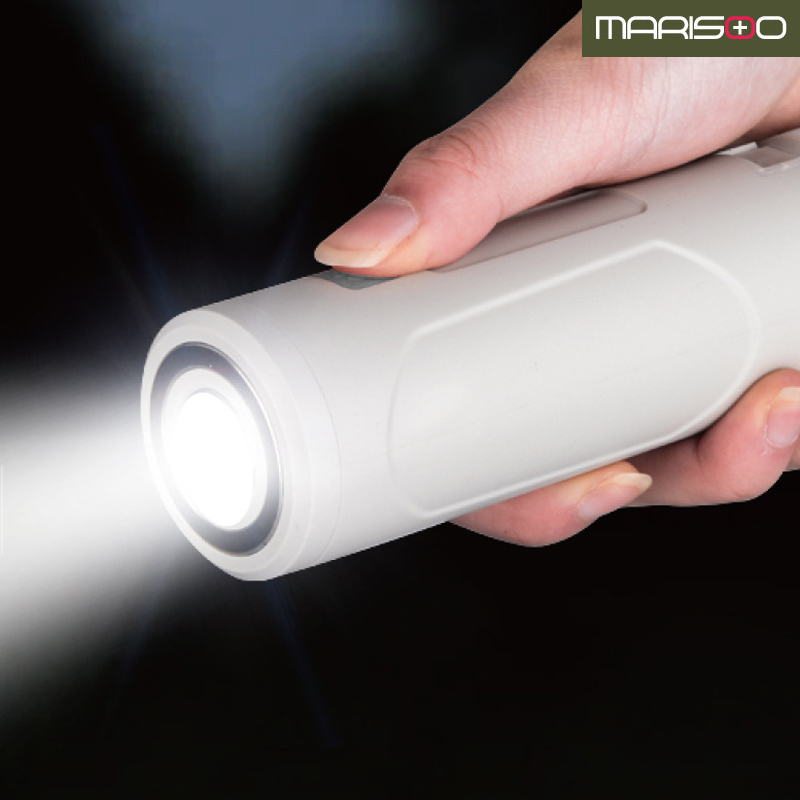 캠핑감성랜턴 캠핑 조명 충전식 LED 텐트 차박 자석 손전등