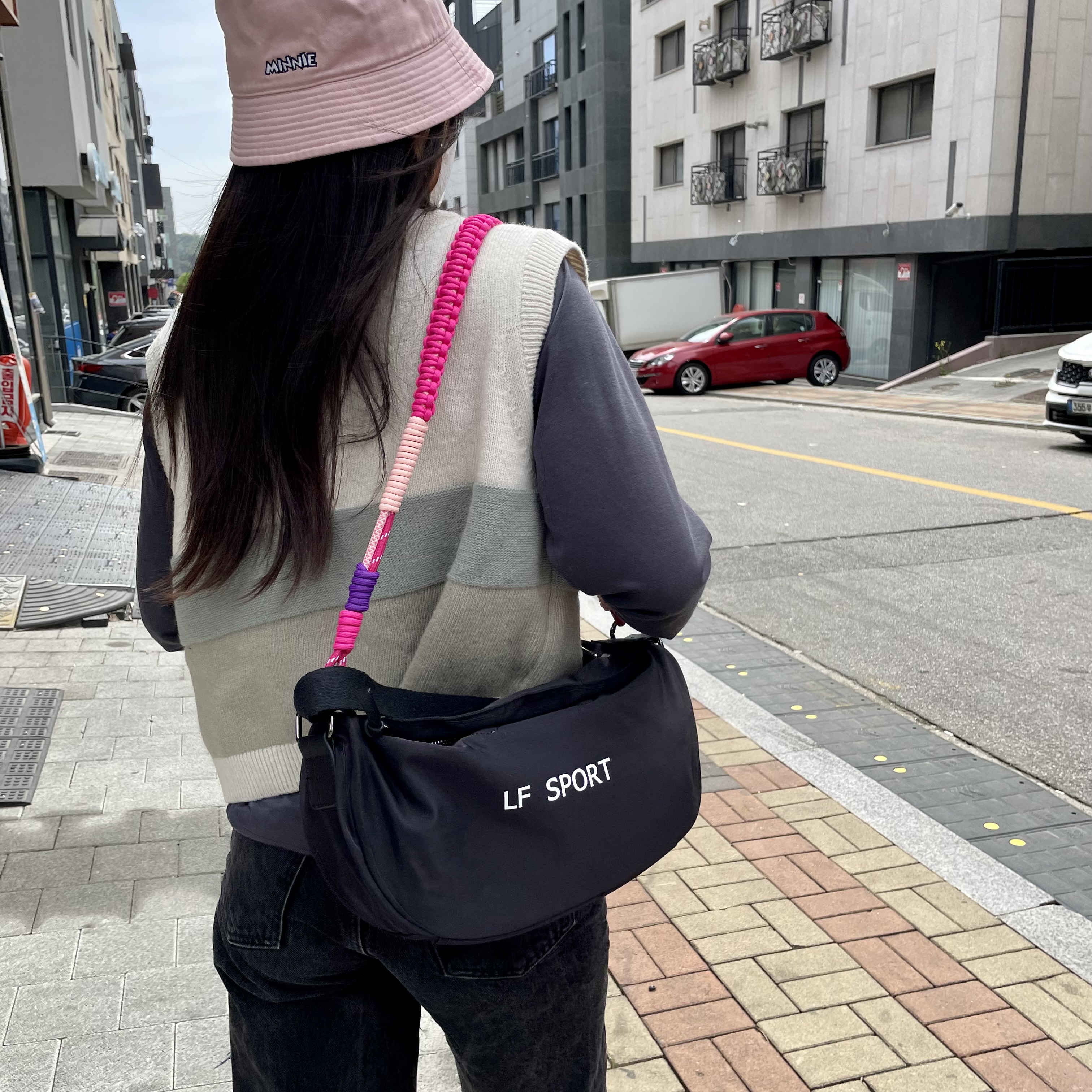 mddas 도난방지 여행용 크로스백 반달 보부상 유럽여행가방 슬링백 크로와상 나일론 미니