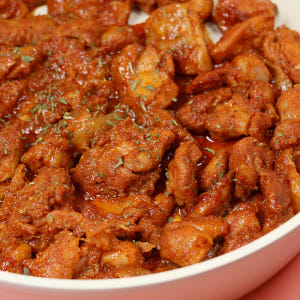 미세계 닭갈비 부드러운 닭다리살 양념 닭갈비 밀키트 캠핑요리 500g, ... 맛있게 먹은 솔직 후기 - 상품 이미지 2