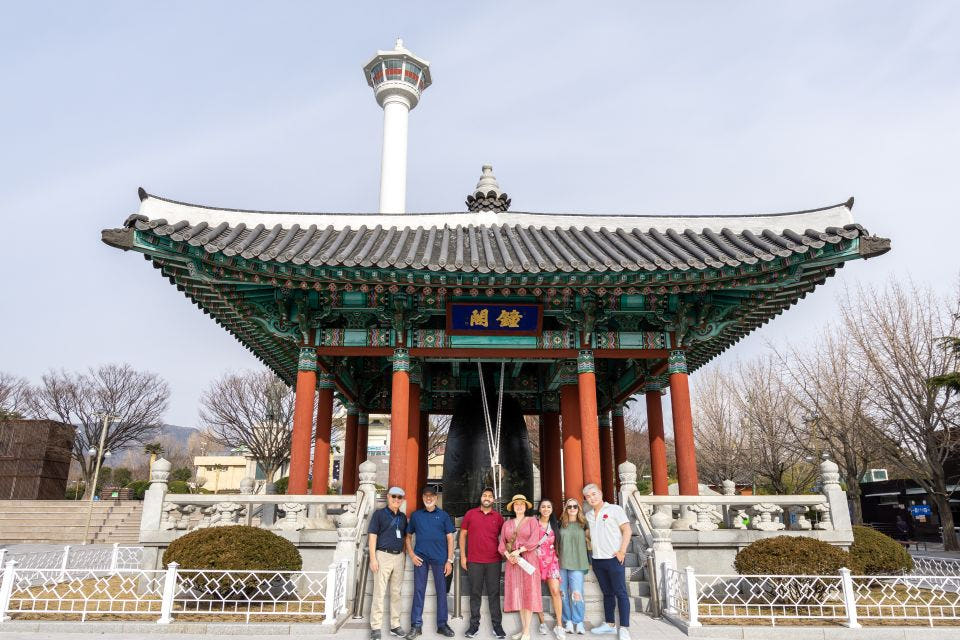 부산: 감천문화 & 자갈치시장 워킹투어 가격 추이 뜨거운청춘 부산: 감천문화 & 자갈치시장 워킹투어 - 최저가 72,500원