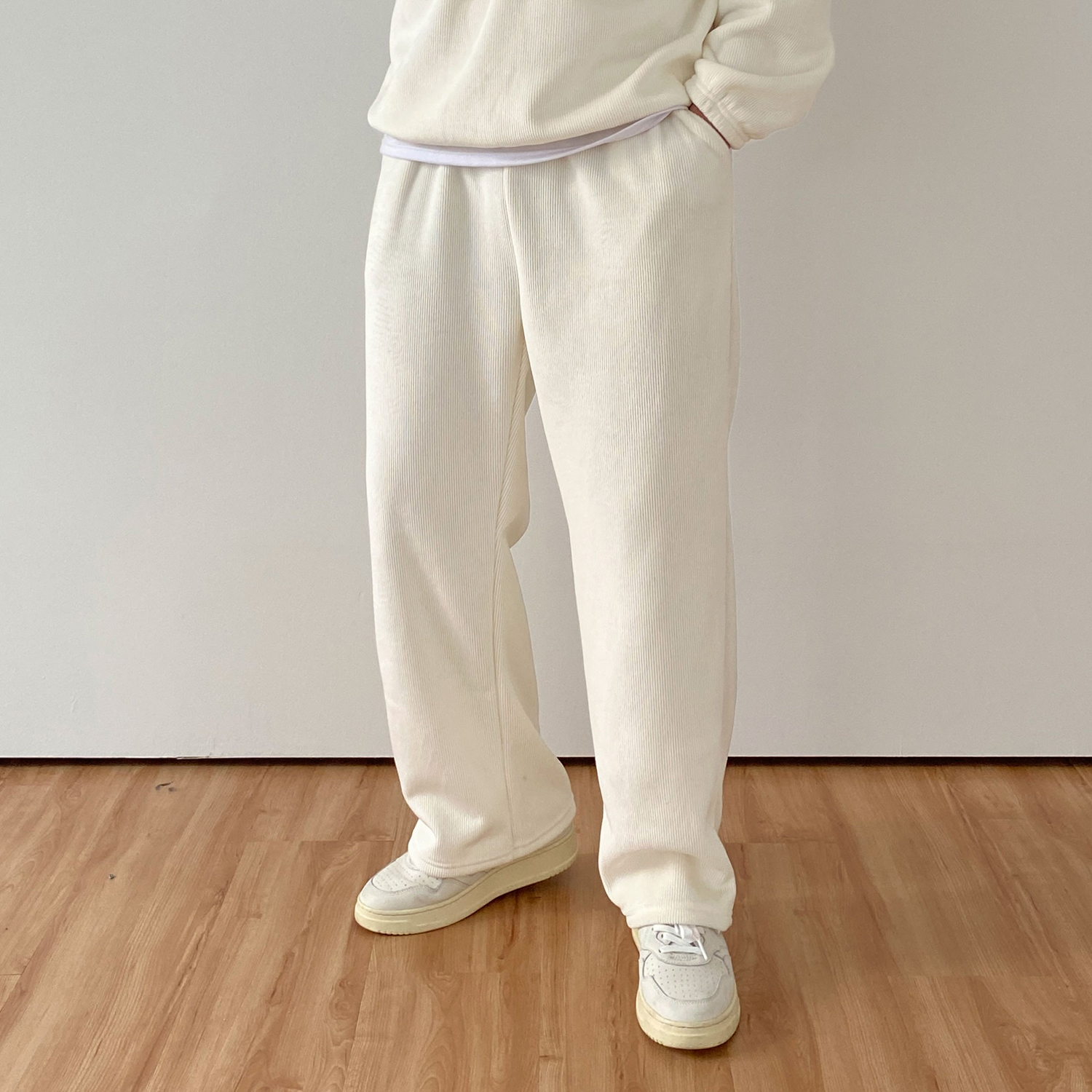 1+1 남자벨벳바지 남자와이드트레이닝팬츠 통큰바지 - 상세 이미지 3