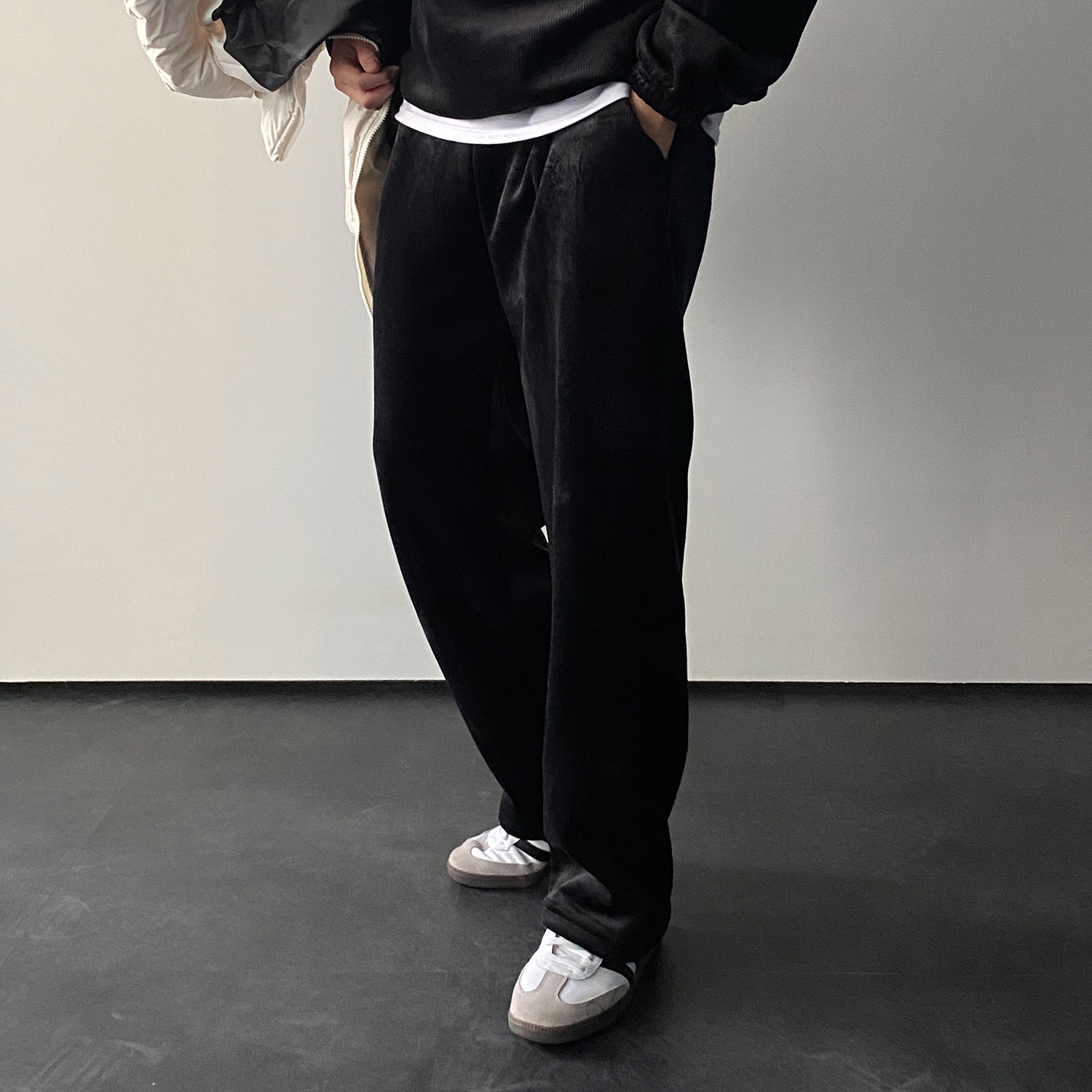 1+1 남자벨벳바지 남자와이드트레이닝팬츠 통큰바지 - 상세 이미지 4