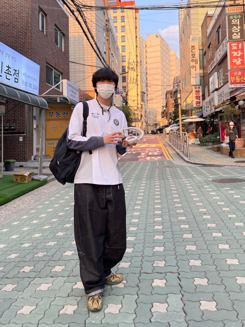 AC6968E4-3B92-4C76-9BC4-F41D87BB87F0