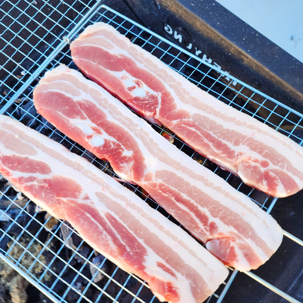 바라던 삼겹살 500g 1.3cm 구이용 대패삼겹살 스테이크 보쌈 돼지고기 냉동삼겹살 냉삼