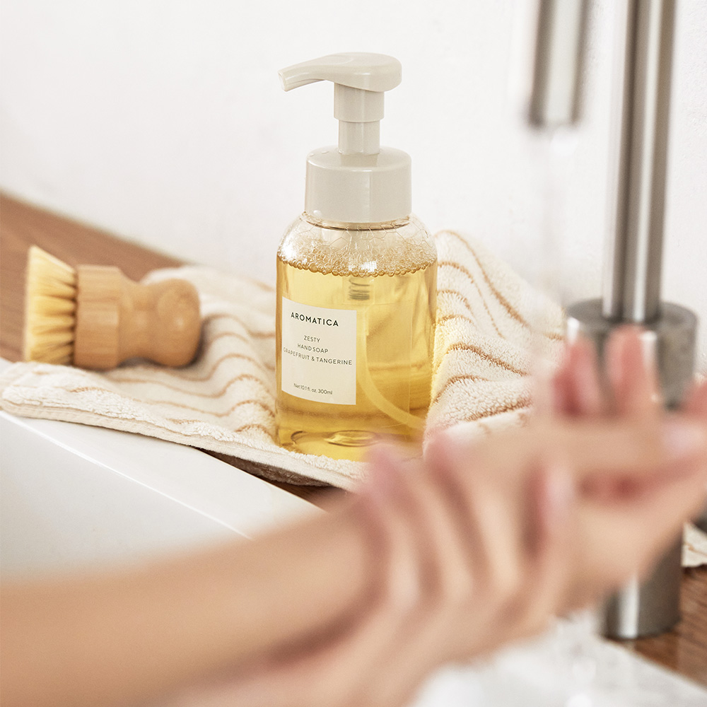 아로마티카 제스티 핸드솝 그레이프프룻 & 탠저린 300ML 버블 핸드워시 손세정제 핸드케어 집들이선물 생일선물