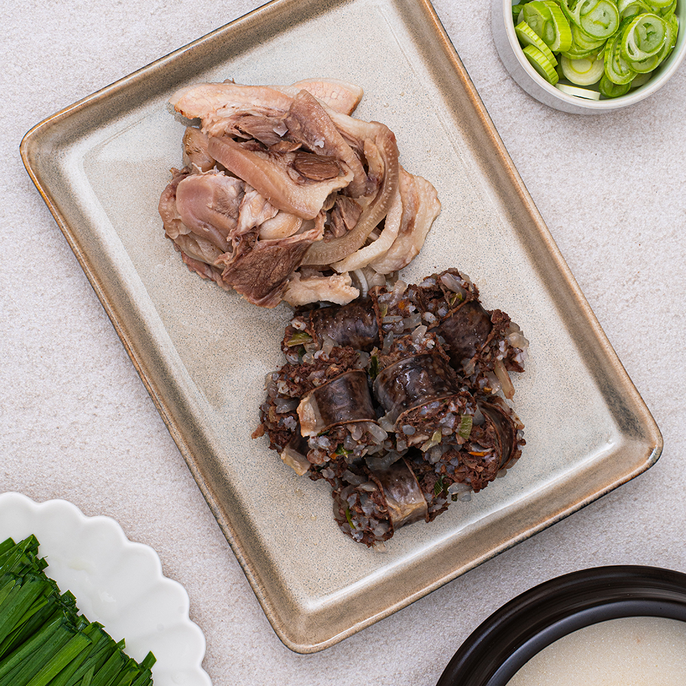 100% 국내산 돼지 고기 병천 토종 순대 내장 한우 사골 순대국 맛집 순대 국밥 순댓국 밀키트 833g 3팩 - 상세 이미지 5