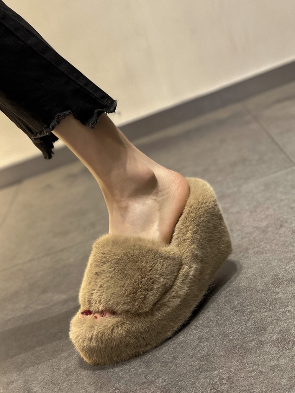 털통굽 슬리퍼 가보시 신발 퍼 따뜻 귀여운 연예인 겨울 편한 슈즈 키작녀 코디 8CM 이미지 6