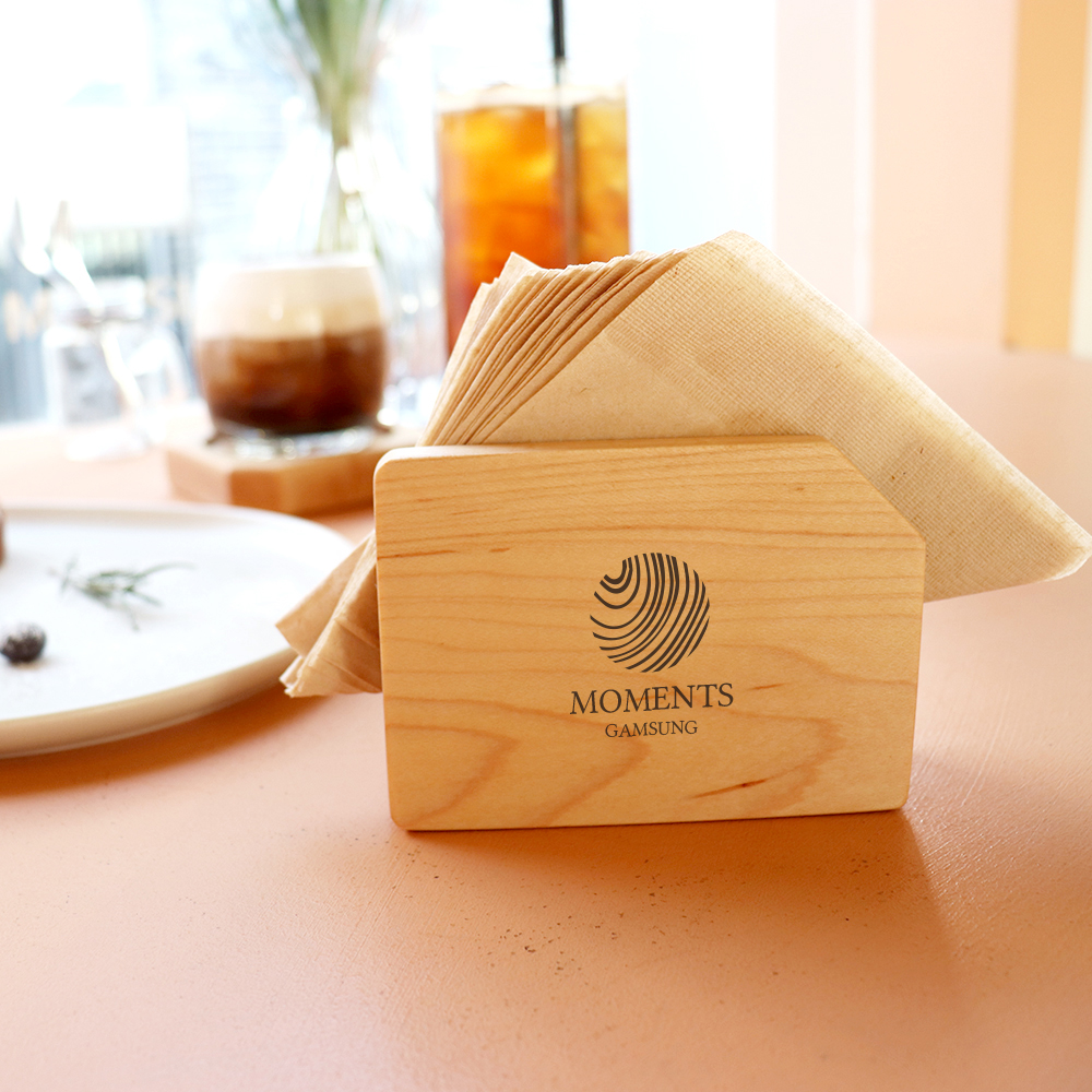 각인 짧은사선 우드 냅킨케이스 테이블휴지함 나무 티슈케이스 원목 메뉴판 거치대