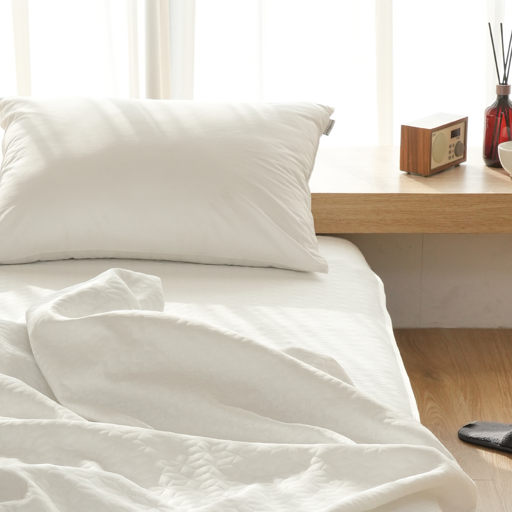 온다온 알러지케어 침대패드 자가발열 누빔 모달 그래핀 매트리스패드