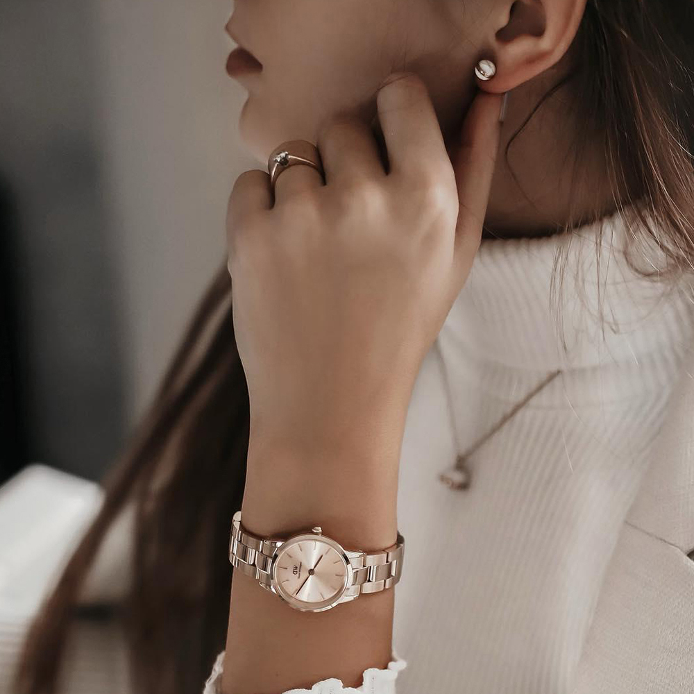 다니엘 웰링턴 ASPIRATION EARRINGS 2컬러 이어링 패션귀걸이 - 상세 이미지 3