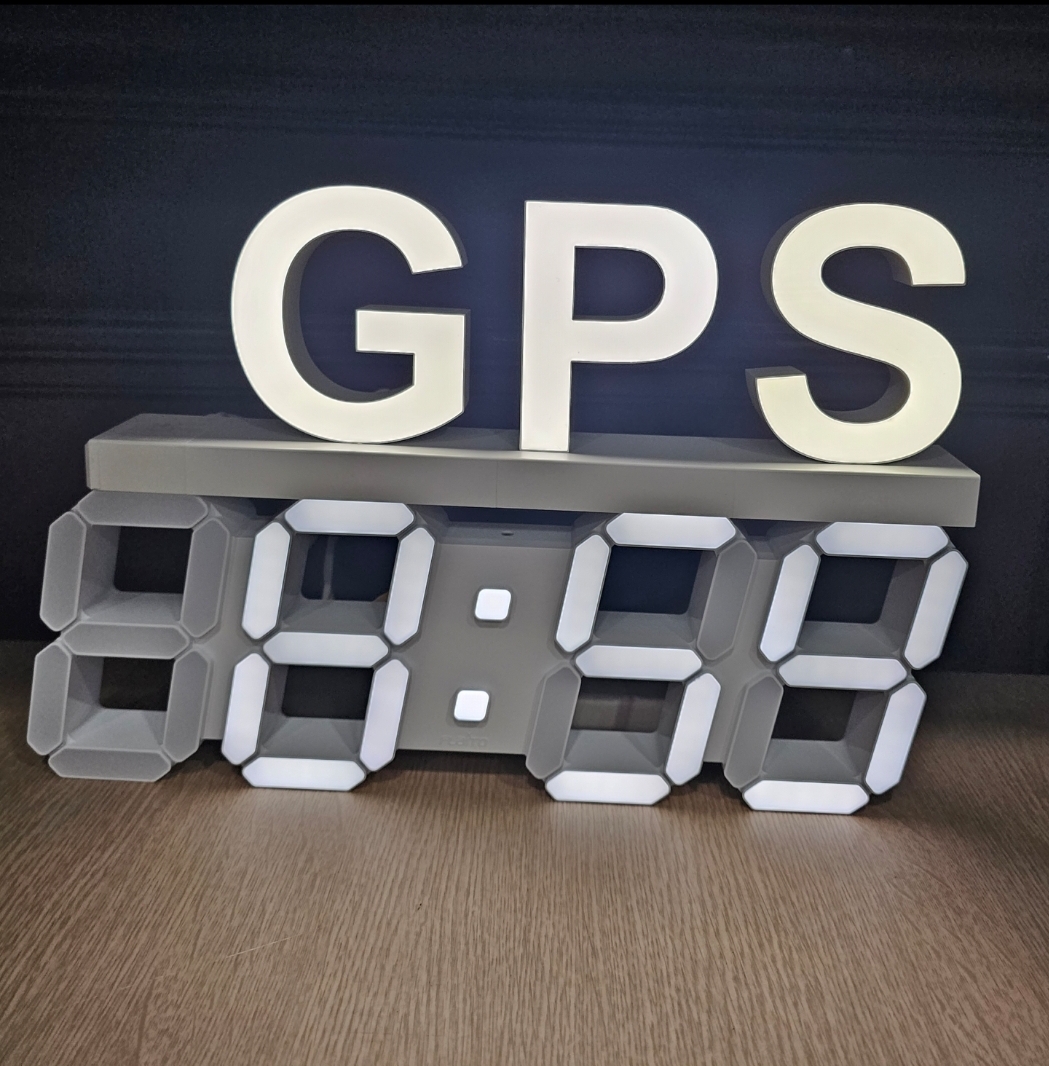 국산 루나리스 GPS 전파 수신 LED 벽걸이시계 개업 선물 사무실 디지털 전자 38cm 이미지 4