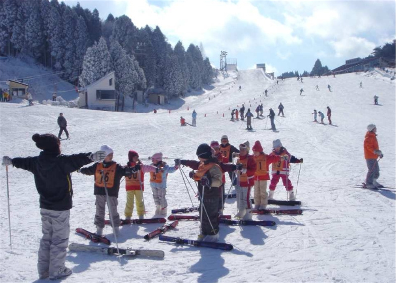 일본 고베 롯코 스노우파크 티켓 Snow Basin 장비 렌탈 솔직 후기 | 실사용자 리뷰 분석 - 대표 이미지