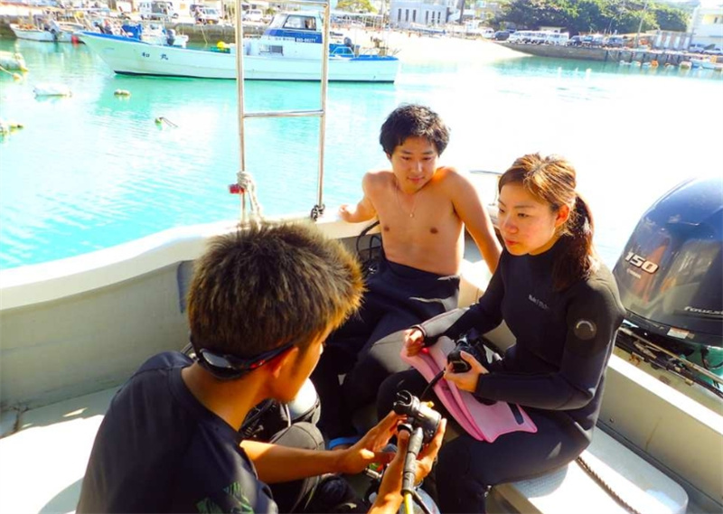 일본  오키나와 푸른동굴 + 구마노미성 보트 체험다이빙 | 사진 데이터 제공 / Seaovers 오키나와 전세 | 온나손 마에다곶 이미지 2