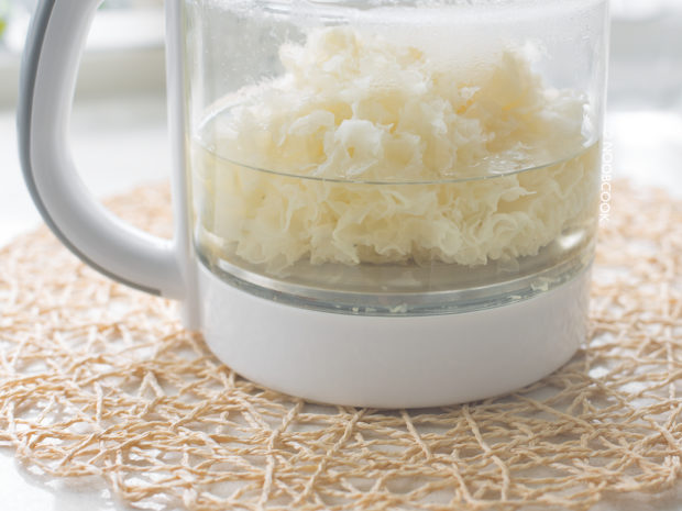 특A급 흰목이버섯 1Kg 백목이버섯 효능 콜라겐 은이 500g 한입목이 백목이 흰목이 이미지 7