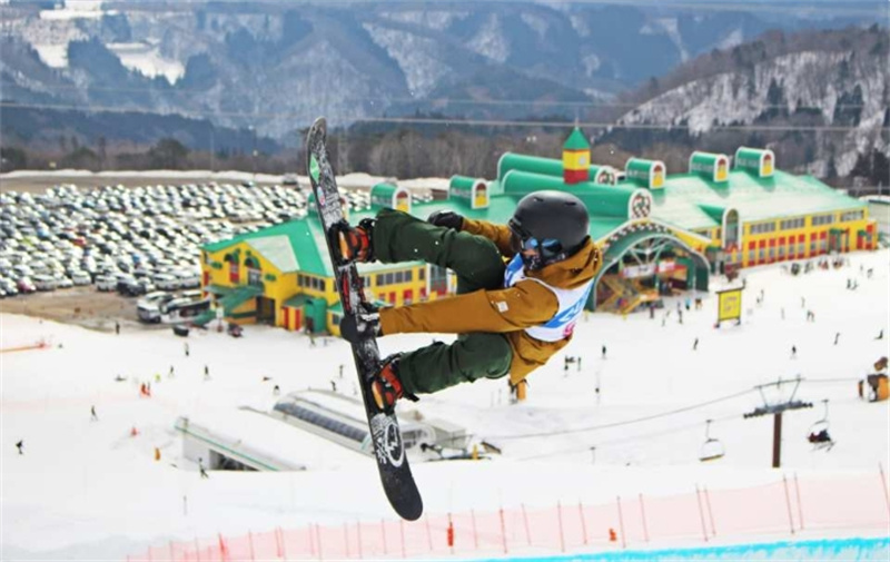 일본 기후 Takasu Snow Park 셔틀버스. 리프트 1일권｜나고야발 이미지 3