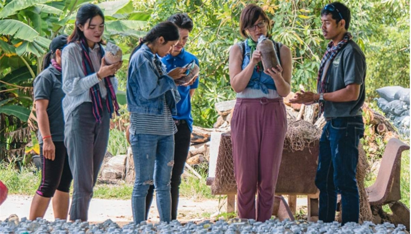 캄보디아 톤레삽 호수 수상 마을 선셋 보트 & 지프 투어 이미지 2