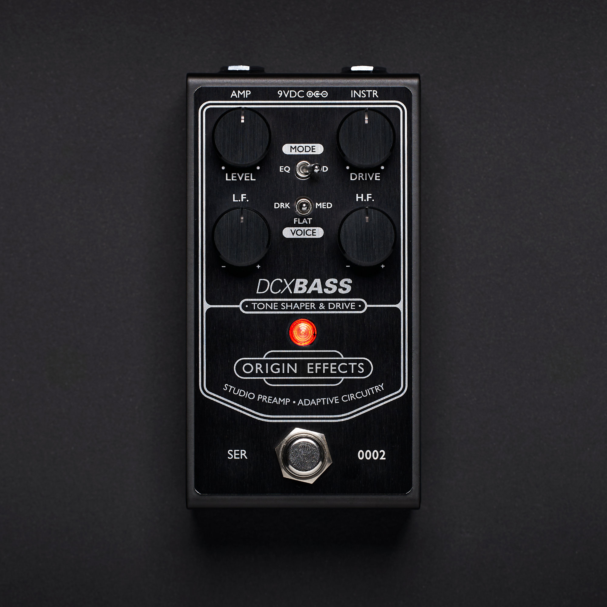 DCX Bass 블랙 에디션 비주얼