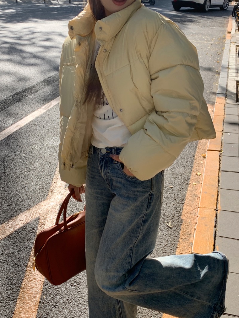 네프 겨울 여성 루즈핏 하이넥 데일리 밑단 스트링 웰론 숏 크롭 패딩 점퍼 이미지 3