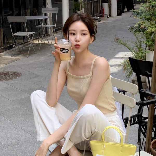 레이셀 쫀쫀 골지 스퀘어넥 슬리브리스 여름 썸머 nt4118