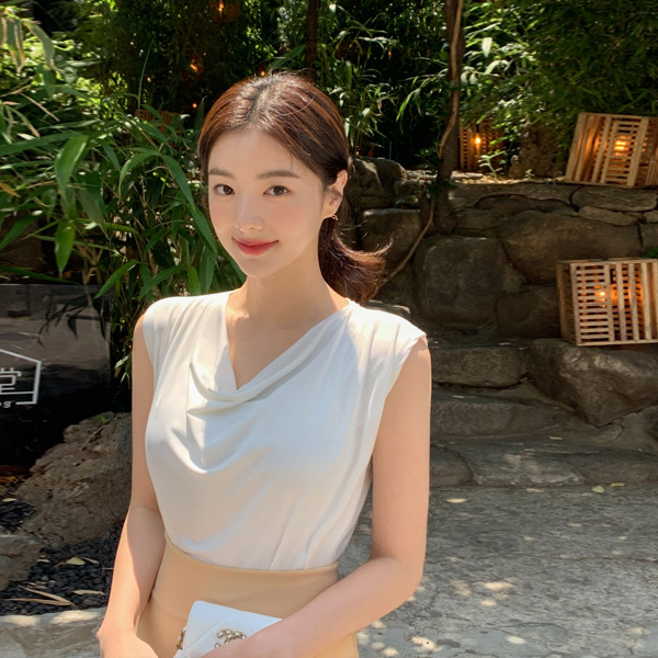 자연스러운 카울넥 디자인으로 데일리하게 즐기기 좋은 슬리브리스 ts2098 - 상품 이미지