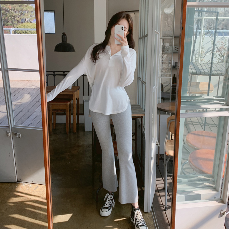 여리여리한 데일리 캐쥬얼 스타일의 버튼포인트 밑단라운딩 루즈핏 티셔츠 ts1954 - 상세 이미지 5