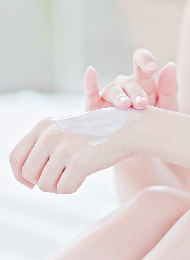 닥터슈라멕 센시덤 선크림 SPF50+ 75ml, 들뜨지않고 백탁 없는 민감 피부용 유기자차 이미지 2