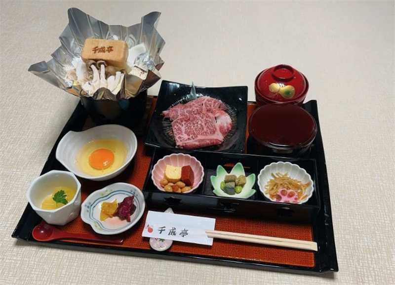 일본 단풍 당일 투어 | 곤고린지 사이묘지 햐쿠죠지 에이겐지 | 점심 오미 쇠고기 스키야키 냄비 요리 교토역 하치조 출구 출발 이미지 4