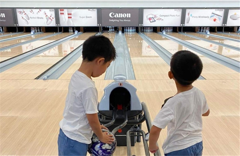 싱가포르  테마섹 클럽 싱가포르볼링 앳 라이플 레인지 볼링 체험 이미지 3