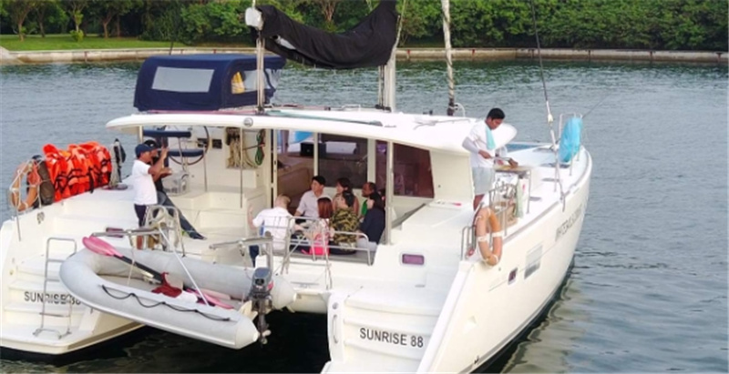 싱가포르 프라이빗 요트 대여 by White Sails 이미지 2