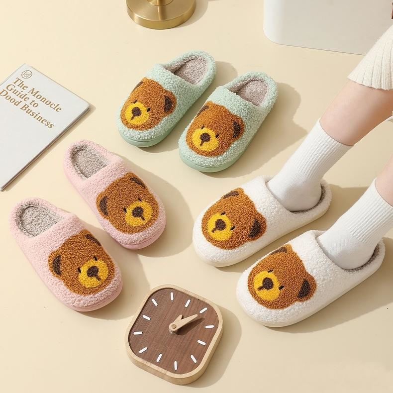 털실내화 겨울 방한 실내 거실 슬리퍼 층간소음 거실화 사무실 곰돌이 캐릭터 크림화이트