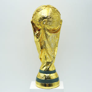 공간녹백 축구 트로피 카타르 발롱도르 우승컵 모형 27CM 실사용 후기 | 효과 있을까? - 상품 이미지 4