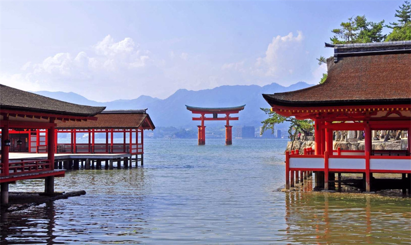 일본 오사카와 교토에서 출발하는 히로시마와 미야지마 1일 버스 투어 이미지 1